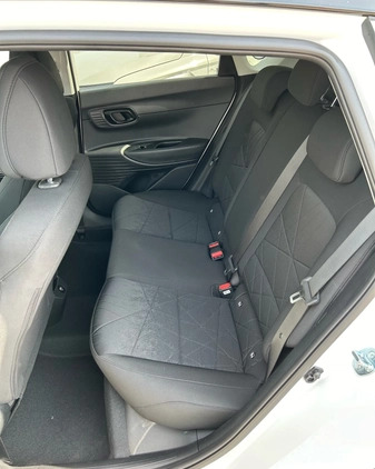 Hyundai Bayon cena 88400 przebieg: 1, rok produkcji 2024 z Ćmielów małe 137